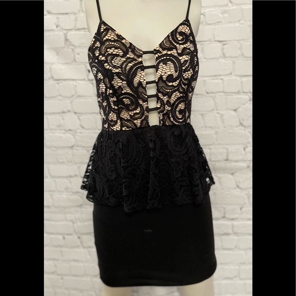 SPICEWEAR women BLACK STRIPED DRESS, size M. - Picture 4 of 13